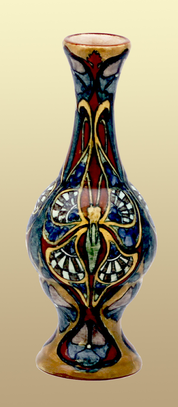 Nr.: 326, On offer a Holland Utrecht little vase