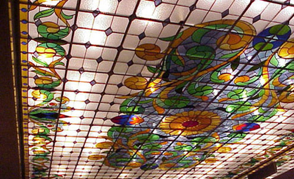 Nr.: 273, Reeds verkocht : Art Nouveau Glas in Lood Plafond, Omschrijving: Art Nouveau Glas in Lood Plafond, 6,10 x 9,15 meter, Periode: Jaar (rond) 1900