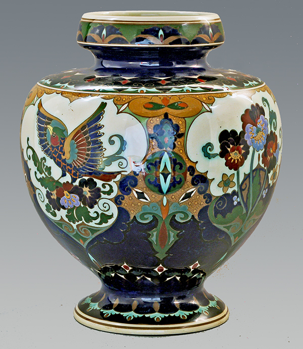 Nr.: 419, On offer a Rozenburg Vase 