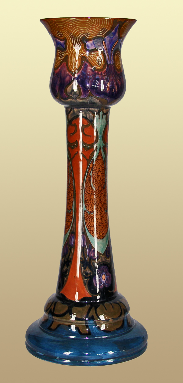 Nr.: 210, Reeds verkocht : sieraardewerk van Rozenburg  Plateel tulpenvaas, Hoog  33 cm , Diameter 12,5 cm , Jaar 1898