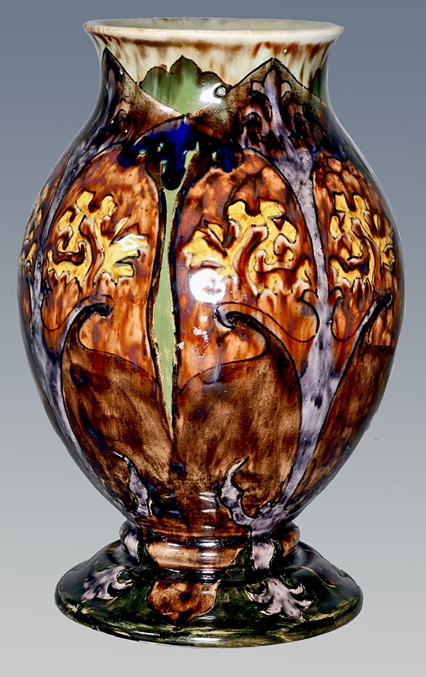 Nr.: 409, On offer a Rozenburg Vase