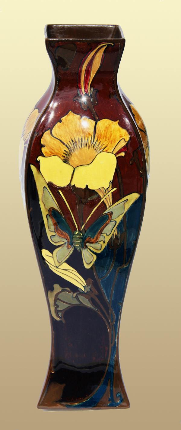 Nr.: 59, Reeds verkocht : sieraardewerk van Rozenburg, Omschrijving: Plateel Vaas, Hoog 33 cm Breed 8,7 cm, Periode: Jaar 1903, Schilder : H.G.A. Huyvenaar, 