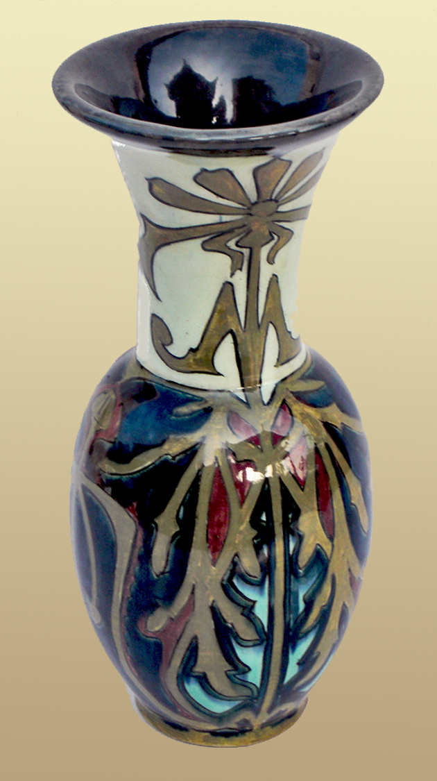 Nr.: 62, On offer decorative pottery made by Distel, Description: Plateel Vase, Height 21,6 cm width 9,6 cm, period: Year 1895-1923, Decorator : unknown, 