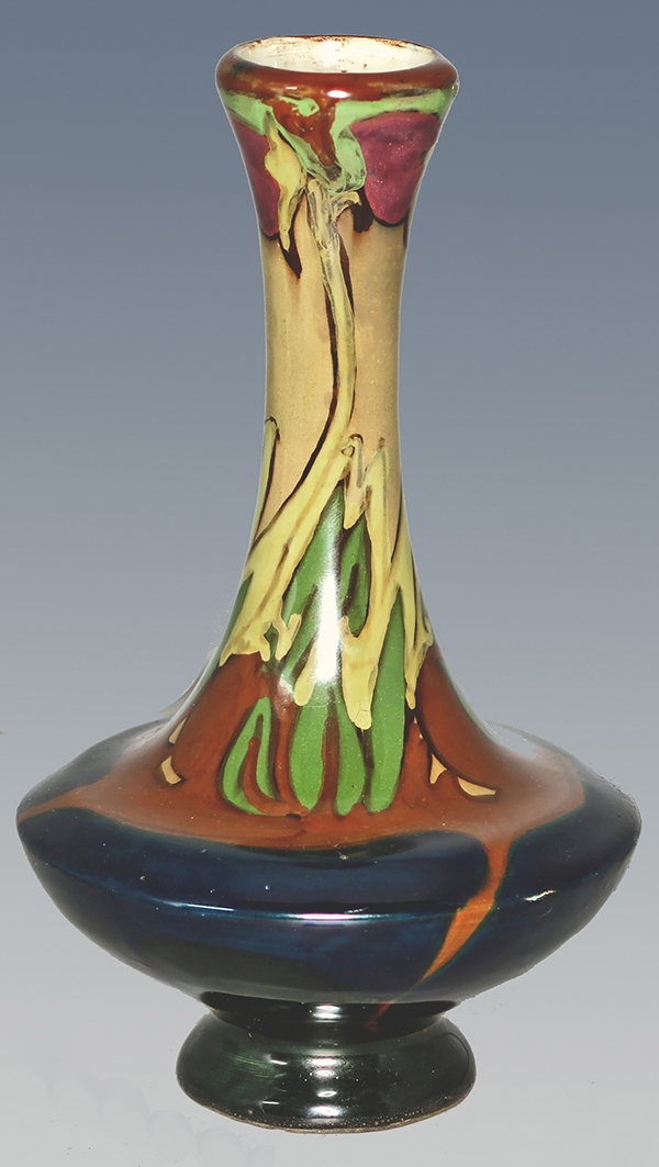 Nr.: 65, On offer decorative pottery made by Distel, Description: Plateel Vase, Height 17,8 cm width 10,5 cm, period: Year 1895-1923, Decorator : unknown, 