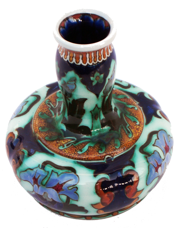 Nr.: 77, Already sold : decorative pottery made by Rozenburg, Description: (juliana) Plateel Vase, Height 11,5 cm width 10,3 cm, period: Year 1913, Decorator : Samuel Schellink, 
